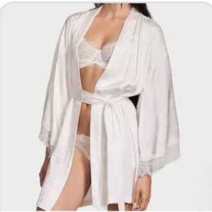 Victoria’s Secret Bride Robe